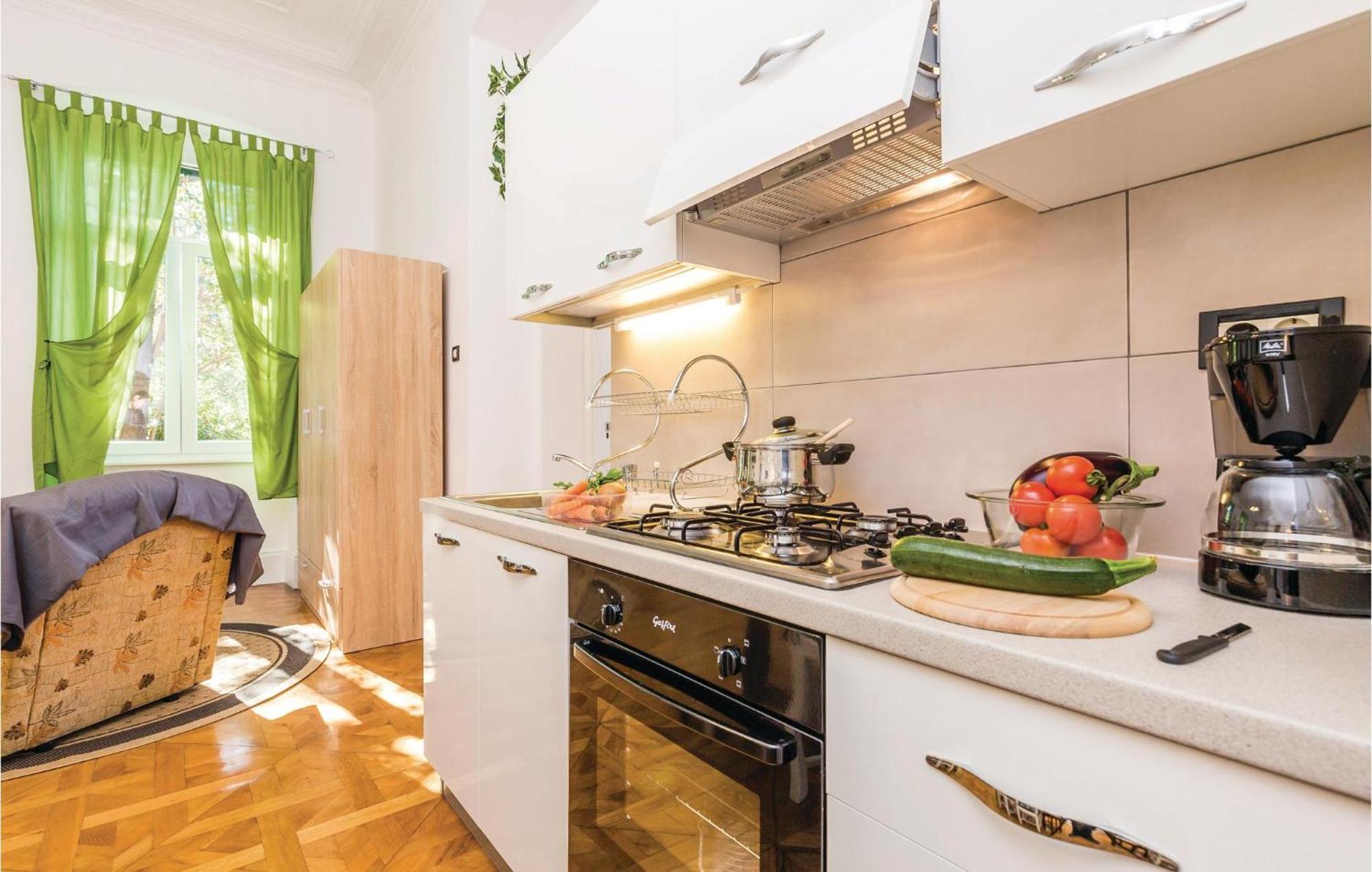 Amazing Apartment In Rijeka With Wifi Екстер'єр фото